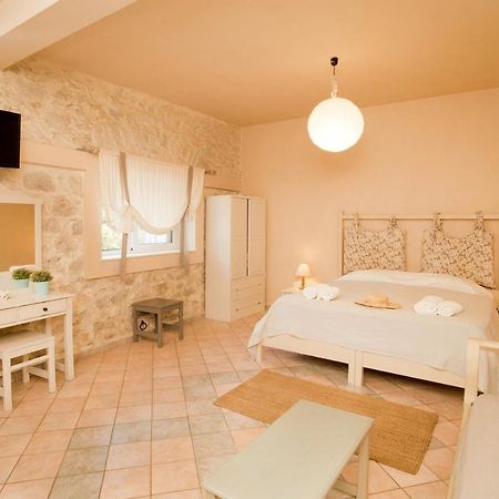 Paloma Luxury Studios Panormos  Экстерьер фото